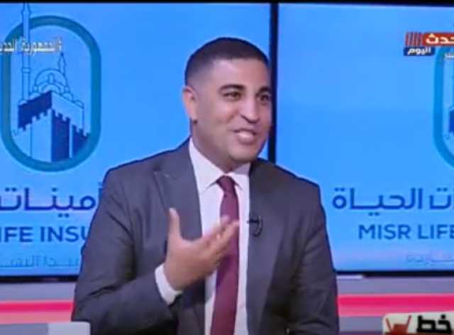 مصطفى ثابت: الرئيس التونسي أستاذ قانون دستوري واستخدمه لحماية الدولة (فيديو)