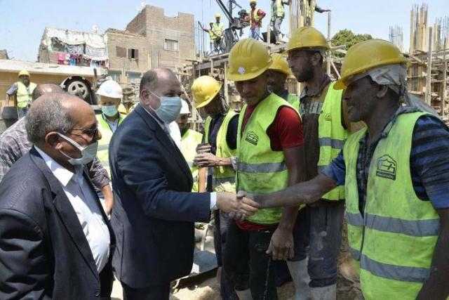 محافظ أسيوط يتفقد أعمال إنشاء مجمعات الخدمات بقري مركزي أبنوب والفتح