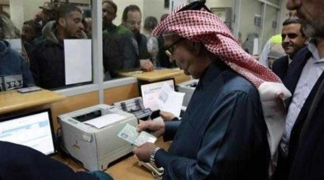 الحكومة الفلسطينية تعرض آلية لصرف منحة قطر المالية في غزة
