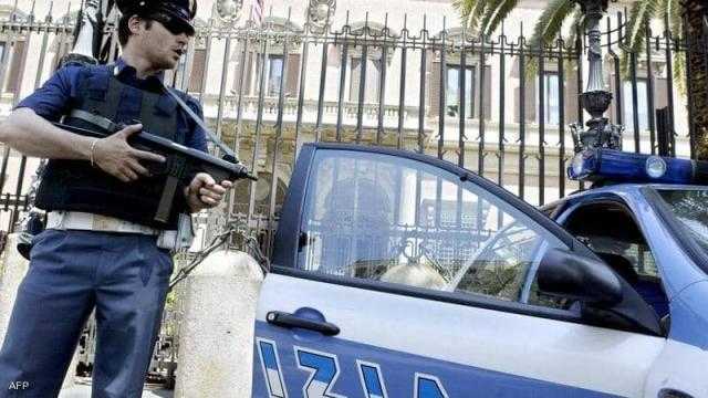 الشرطة الإيطالية تعتقل زعيمة مافيا بأحد مطارات روما