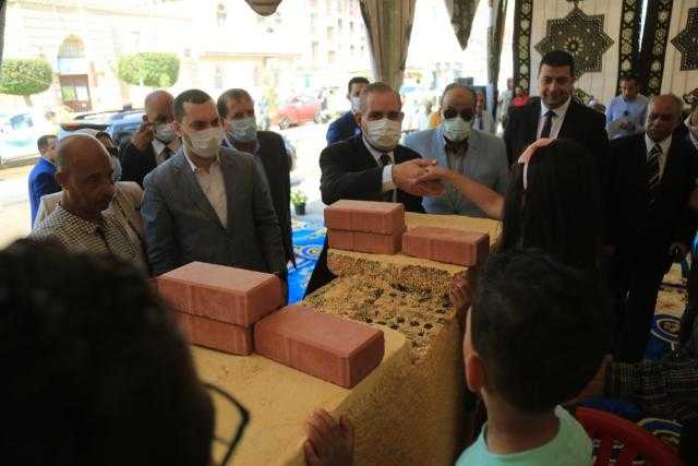 محافظ كفر الشيخ يضع حجر أساس إعادة تشييد أقدم دار مناسبات ” دار الخياط ”