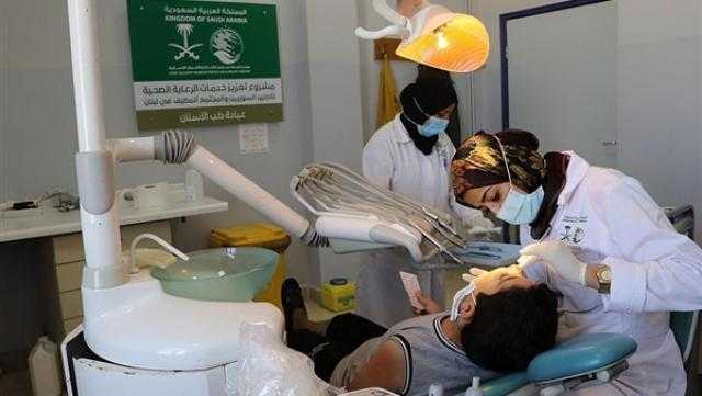 ”سلمان للإغاثة” دعم تقديم مركز عرسال الطبي خدماته خلال شهر يوليو لـ 8,699 لاجئاً في لبنان