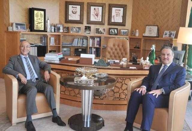 سفير المملكة لدى مصر يلتقي بمندوب ليبيا بالجامعة العربية