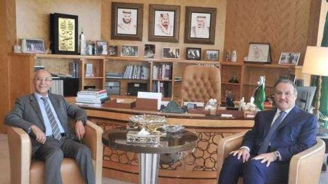 سفير السعودية يبحث مع مندوب ليبيا بالجامعة قضايا الاهتمام المشترك