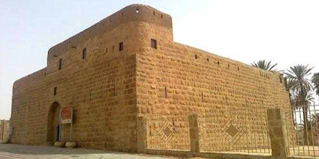 آثار تبوك توثق عصور التاريخ.. والطبيعة تثري سياحتها