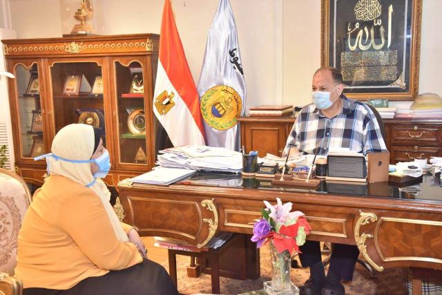 خط أحمر