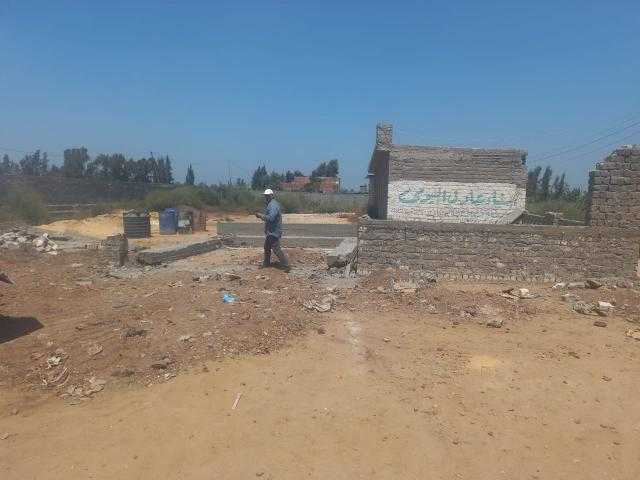 بالصور .. إزالة تعديات على أراضي الدولة والأراضي الزراعية بالحامول ومطوبس بكفر الشيخ 