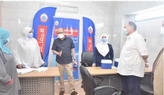 محافظ أسيوط يطلق حملة ”اطعم واطمن” لحث المواطنين على التطعيم ضد فيروس كورونا