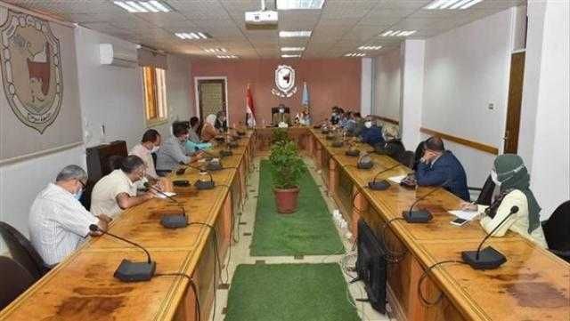اليوم.. جامعة سوهاج تبدأ حملة التطعيم بلقاح كورونا لجميع منتسبيها