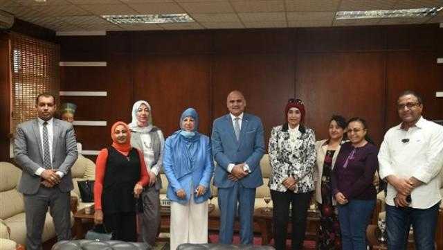 رئيس جامعة الأقصر يبحث سبل التعاون المشترك مع وفد المجلس القومي للمرأة