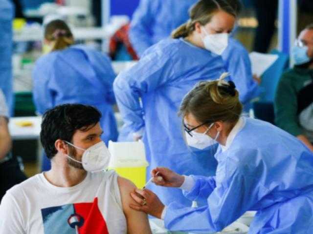 ألمانيا: 60% من السكان تلقوا تطعيما كاملا ضد كورونا