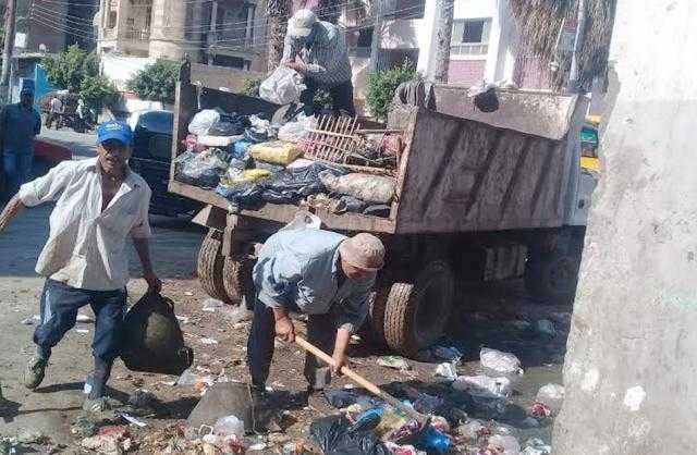 رفع 116 طن قمامة ومخلفات من شوارع وطرق بسيون بالغربية