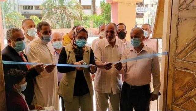 نائب محافظ الوادي الجديد تفتتح معرض مستلزمات المدارس بالداخلة