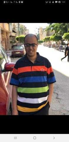 كفيف يناشد محافظ بورسعيد توفير مسكن له