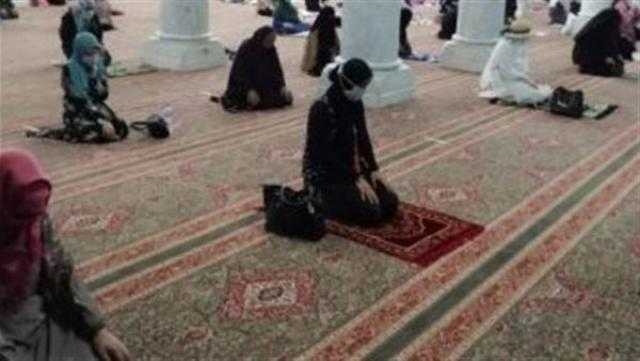 غلق مصلى السيدات في مسجد السيدة زينب لعدم الالتزام بالإجراءات الاحترازية