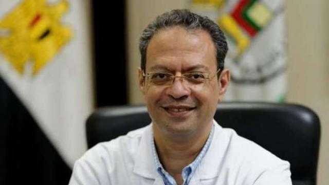 هل يحصل المصاب بكورونا على لقاح الإنفلونزا؟.. طبيب يجيب