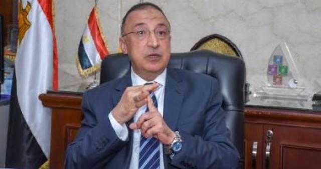 محافظ الإسكندرية يكلف رؤساء الأحياء بتنفيذ حملات مكبرة لإزالة الإعلانات غير المرخصة