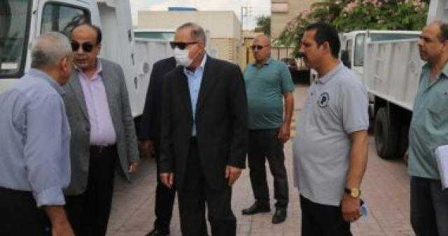 محافظ كفر الشيخ يتفقد أول دفعة من سيارات نقل القمامة ويوجه بتوزيعها.. صور