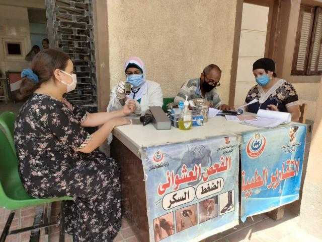 ”صحة المنيا” تقدم الخدمات الطبية والعلاجية لـ 1437 مواطنا.. صور