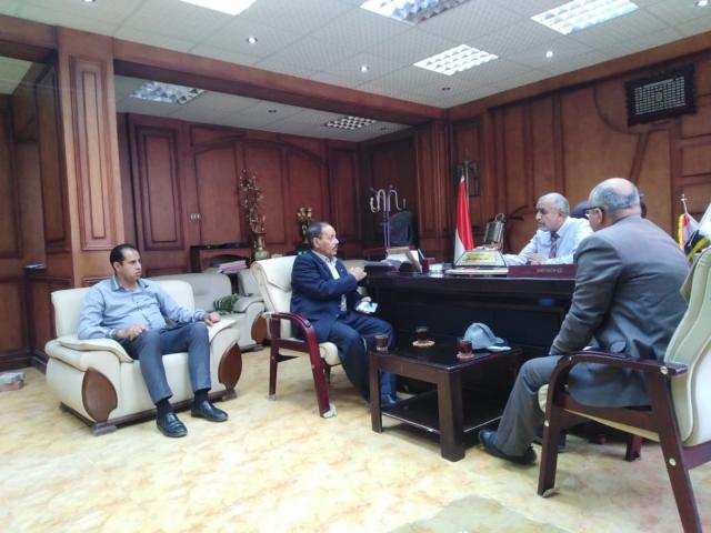 خط أحمر