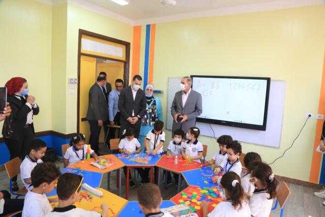 محافظ كفر الشيخ يتفقد  الدراسة في الأسبوع الأول بالمدرسة الدولية الحكومية للغات 