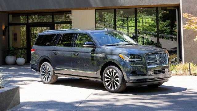 لينكولن تقدم أيقونتها Navigator الفارهة.. تعرف على التفاصيل