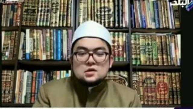 قصة الشيخ أيوب الياباني.. اعتنق الإسلام وتزوج مصرية والكشري أكلته المفضلة.. فيديو