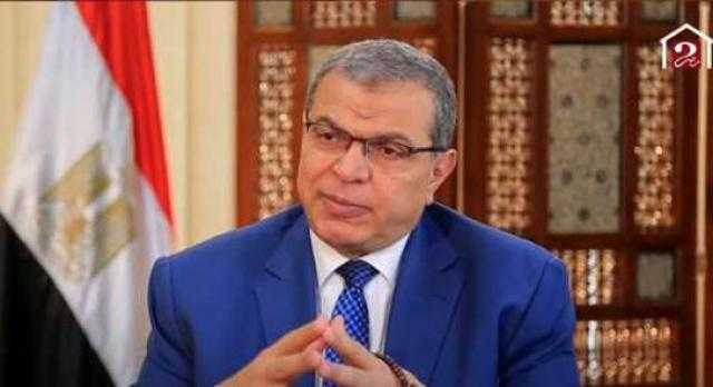 القوي العاملة: التفتيش على 704 منشآت وتعيين 633 شابا بسوهاج