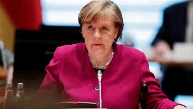 ميركل: يجب كسر الموجة الرابعة لتفشي كورونا بألمانيا