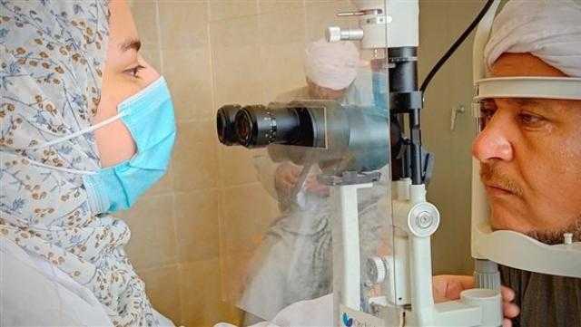 توقيع الكشف والعلاج لـ550 حالة بقافلة جامعة المنيا الطبية