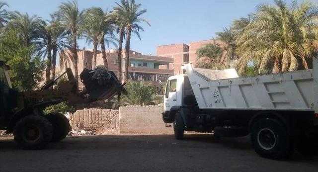محافظ أسيوط: حملات نظافة مكبرة بالغنايم والبدارى وساحل سليم ومنفلوط لرفع المخلفات