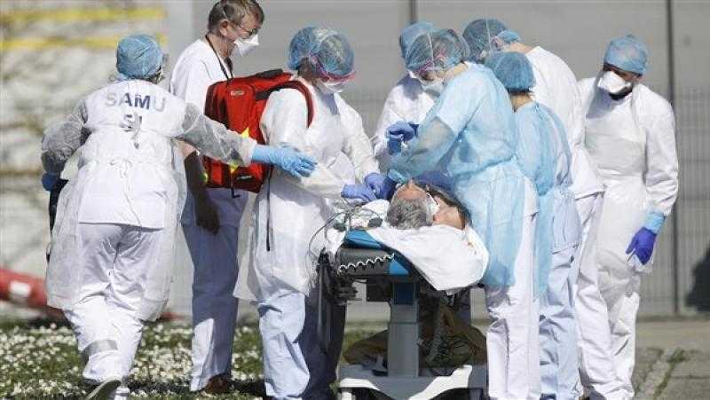 طبيب روسي يحذر من تكرار الإصابة بفيروس كورونا
