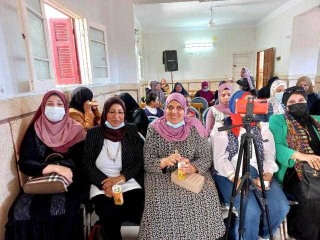 بالصور..يوم في حب مصر بقرى حياة كريمة لـ ”قومي المرأة” بكفر الشيخ وتوعية 14606 مواطنا واكتشاف الموهوبات