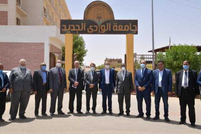 مجلس الوزراء يوافق على إنشاء كلية الصيدلة بجامعة الوادي الجديد