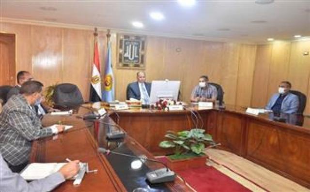 خط أحمر