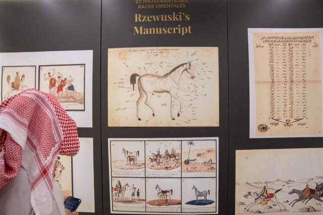 كتب ومخطوطات نادرة وثمينة في معرض الرياض الدولي