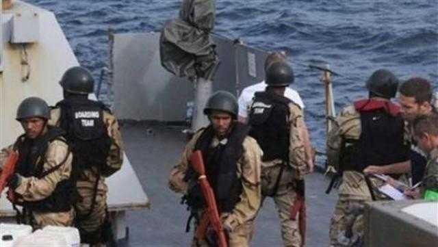 الجيش الموريتاني ينقذ 20 بحارًا ويبحث عن مفقودين بعد غرق باخرة