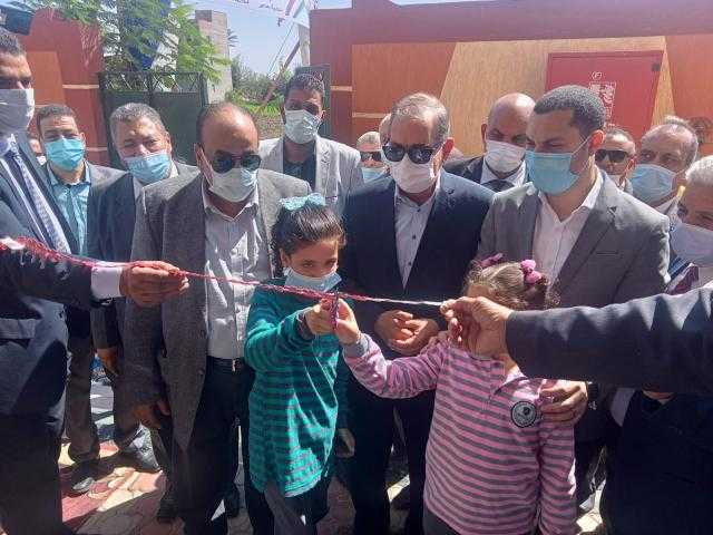 محافظ كفر الشيخ يفتتح مدرستين بفوه بتكاليف 17 مليون جنيه