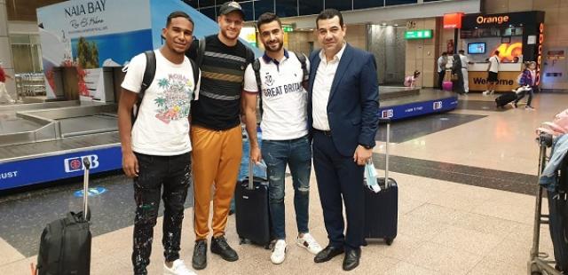 خط أحمر