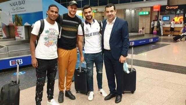 الجزيري والمثلوثي لاعبا الزمالك يصلان القاهرة