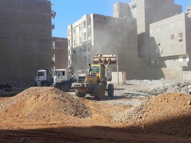 محافظ أسيوط: البدء في تسوية وتهميد شوارع المطرانية والمعلمين بحي غرب تمهيدًا لرصفها