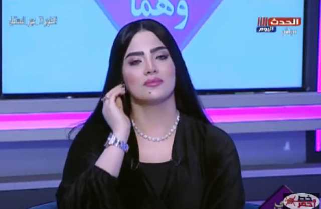 أميرة عبيد تفتح النار على أسامة منير: رجالة بلدنا مش كلاب.. عيب يا أستاذ 