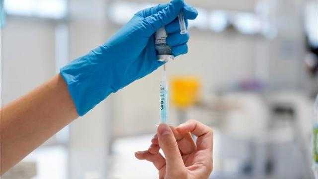 اليابان تعتزم الموافقة على إعطاء جرعات معززة للجميع