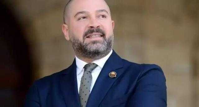 رئيس رابطة الأندية عن إقامة لقاء القمة بالدفاع الجوي : « خطأ مطبعي وستقام باستاد القاهرة»