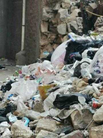 أهالي المعصرة يستغيثون بسبب بؤرة تلوث خطيرة