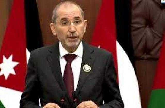 وزير الخارجية الأردني يؤكد ضرورة تكثيف الجهود لإنهاء الأزمة اليمنية