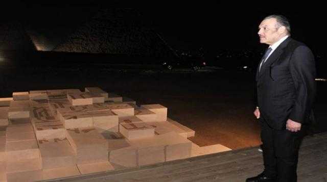 السفير أسامة نقلي يشارك في افتتاح معرض ”الأبد هو الأن” بمنطقة أهرامات الجيزة