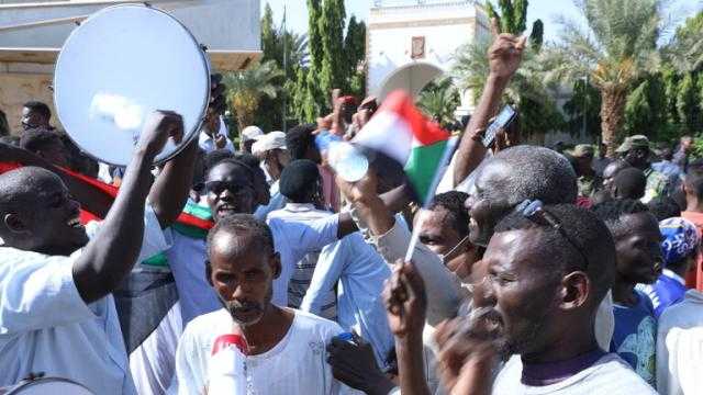 بالفيديو.. خبير: اهتمام روسي بالغ بالتطورات السياسية على الساحة السودانية