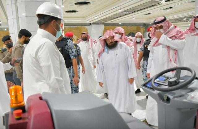 تدشين ”روبوت التطهير الذكي” بالمسجد الحرام