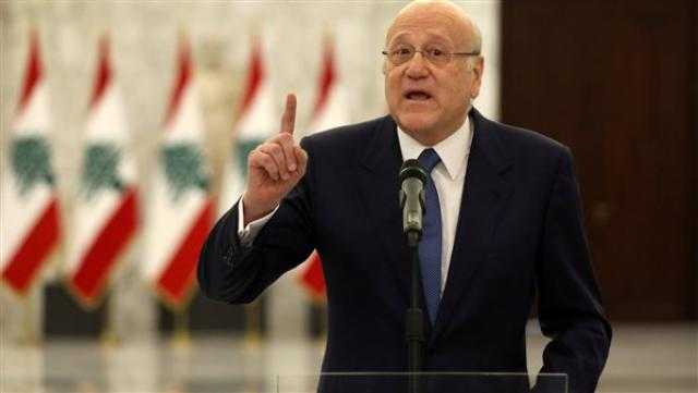 رئيس الوزراء اللبناني يطالب قرداحي باتخاذ القرار المناسب